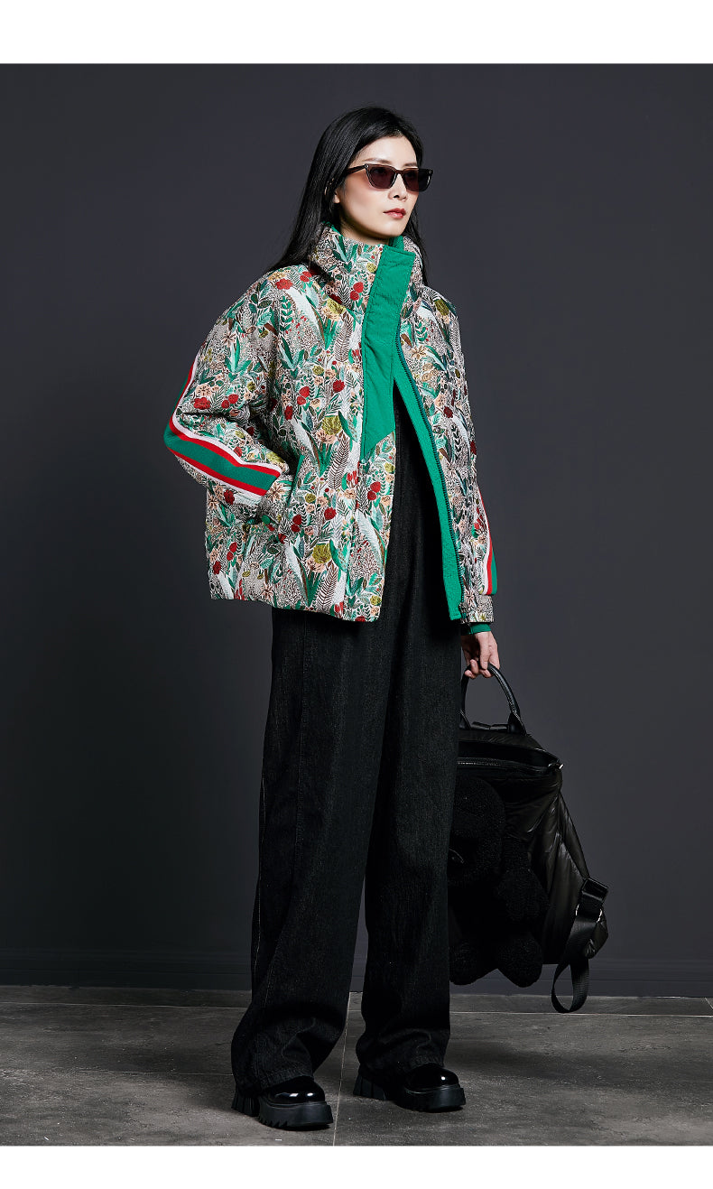 Women’s Short Down Jacket with Jacquard Fabric – Stylish Printed Puffer Coat